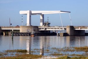 breydon-bridge-a47-great-yarmouth-300x200.jpg