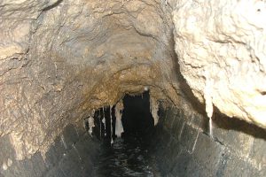 Fatberg in tunnel