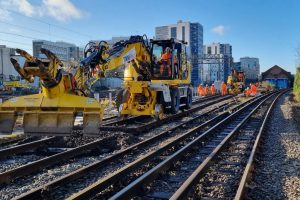 London-Overground-track-and-equipment-upgrades-December-2022-e1676025479304-300x200.jpg