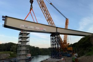 sunderland-new-wear-high-level-footbridge-construction-2-300x200.jpg