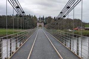 Union-chain-bridge-2-300x200.jpg