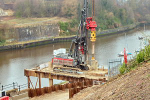 New-Wear-footbridge-piling-1024x683-1-300x200.png